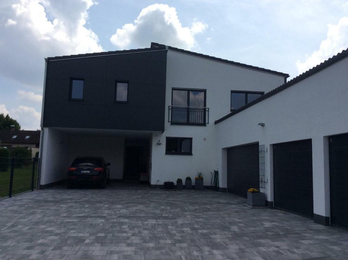 Private Zimmervermietung "Appartement Rosi" Reisbach Ngoại thất bức ảnh