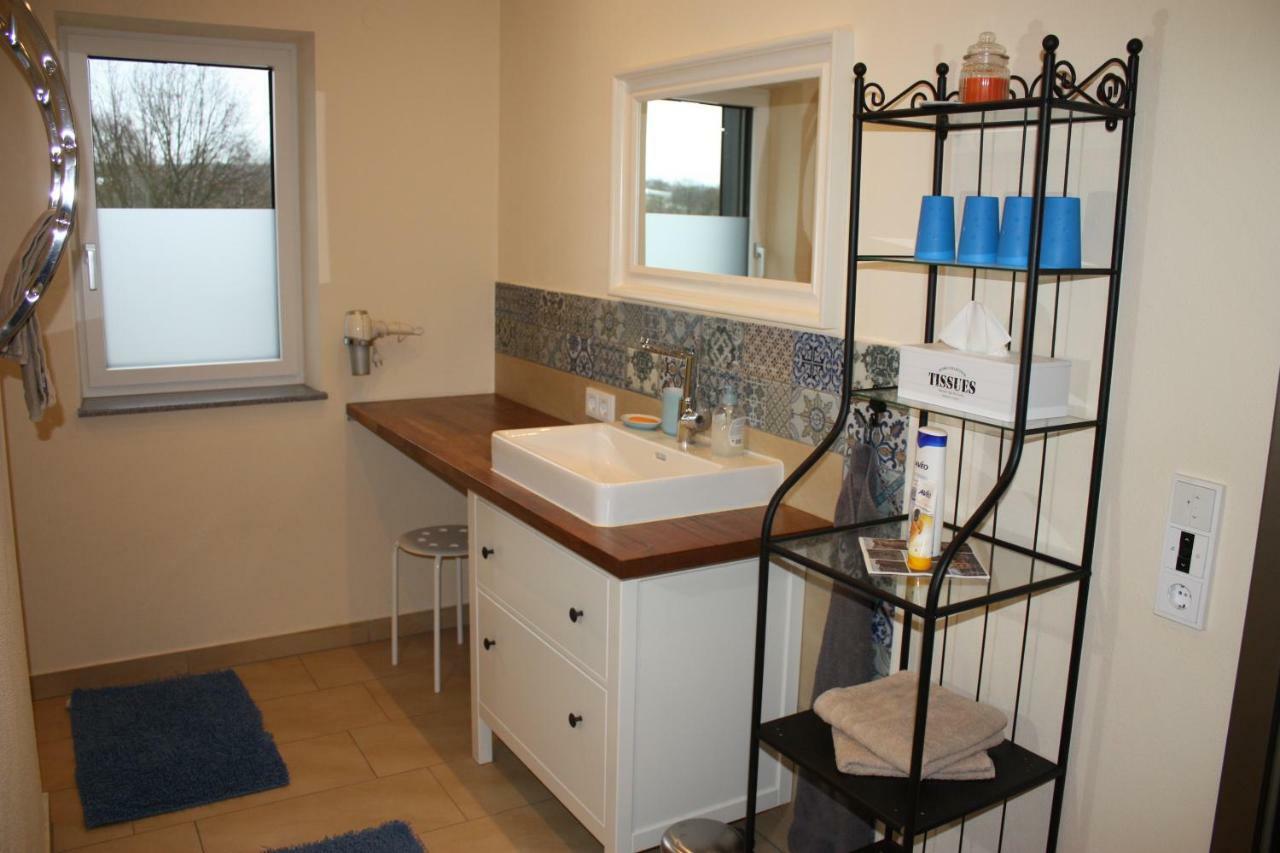 Private Zimmervermietung "Appartement Rosi" Reisbach Ngoại thất bức ảnh